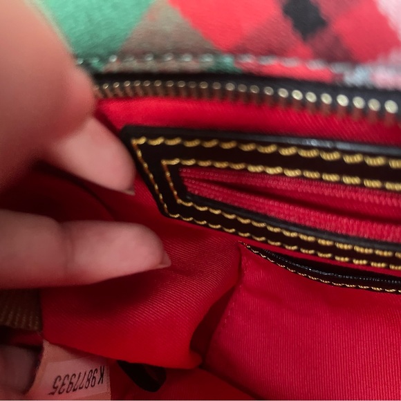 Dooney & Bourke Tartan Plaid Richmond Shopper Bag Tote Black Red Green 2 Handle - Picture 8 of 14